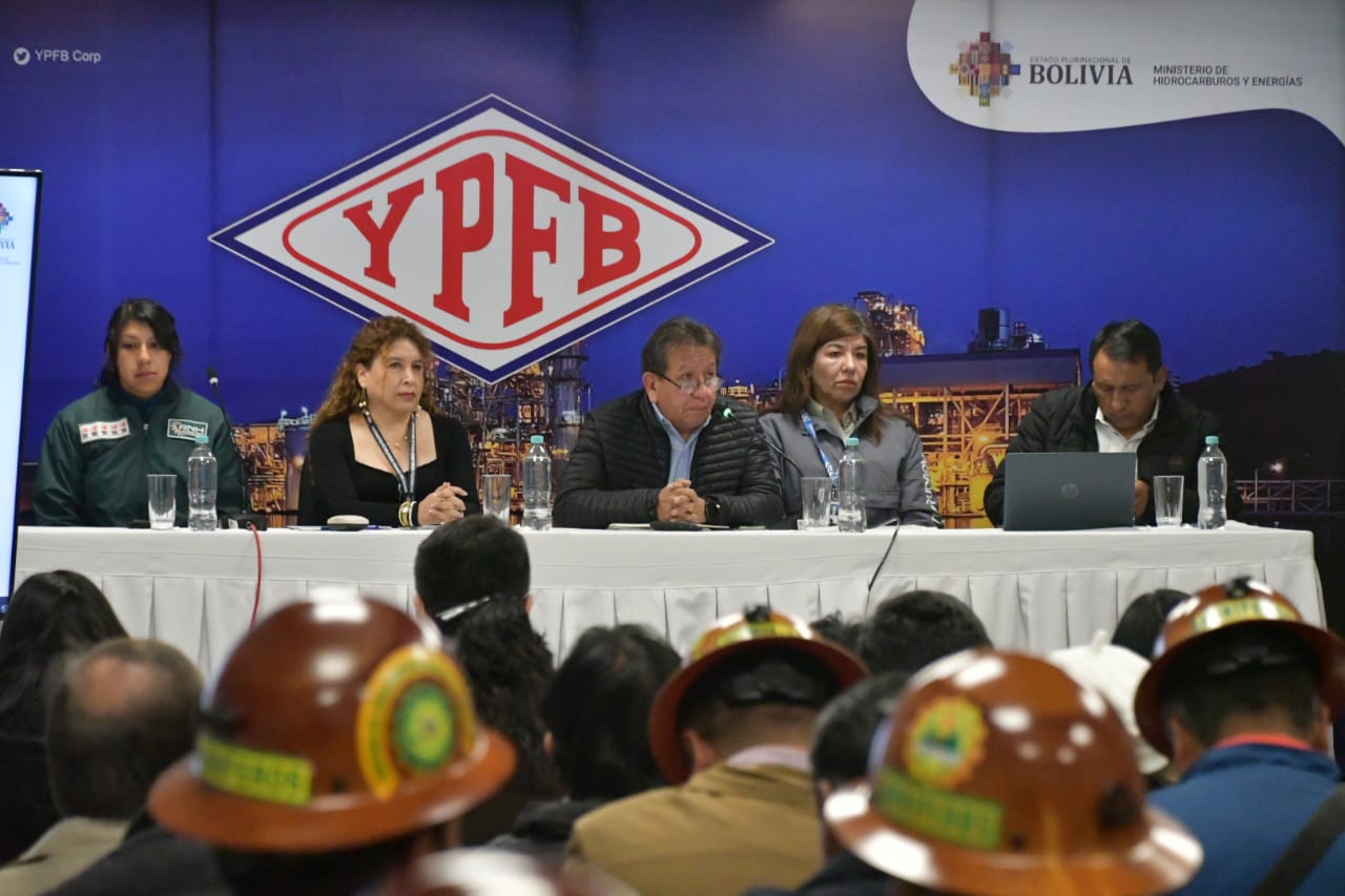 Taller de capacitación de importación de combustibles para consumo propio y comercialización en La Paz. Foto: MHE