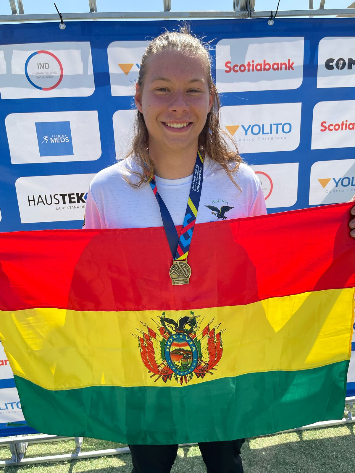 Nanuq Herzog conquista medalla de oro en el sudamericano de tiro con arco en Chile