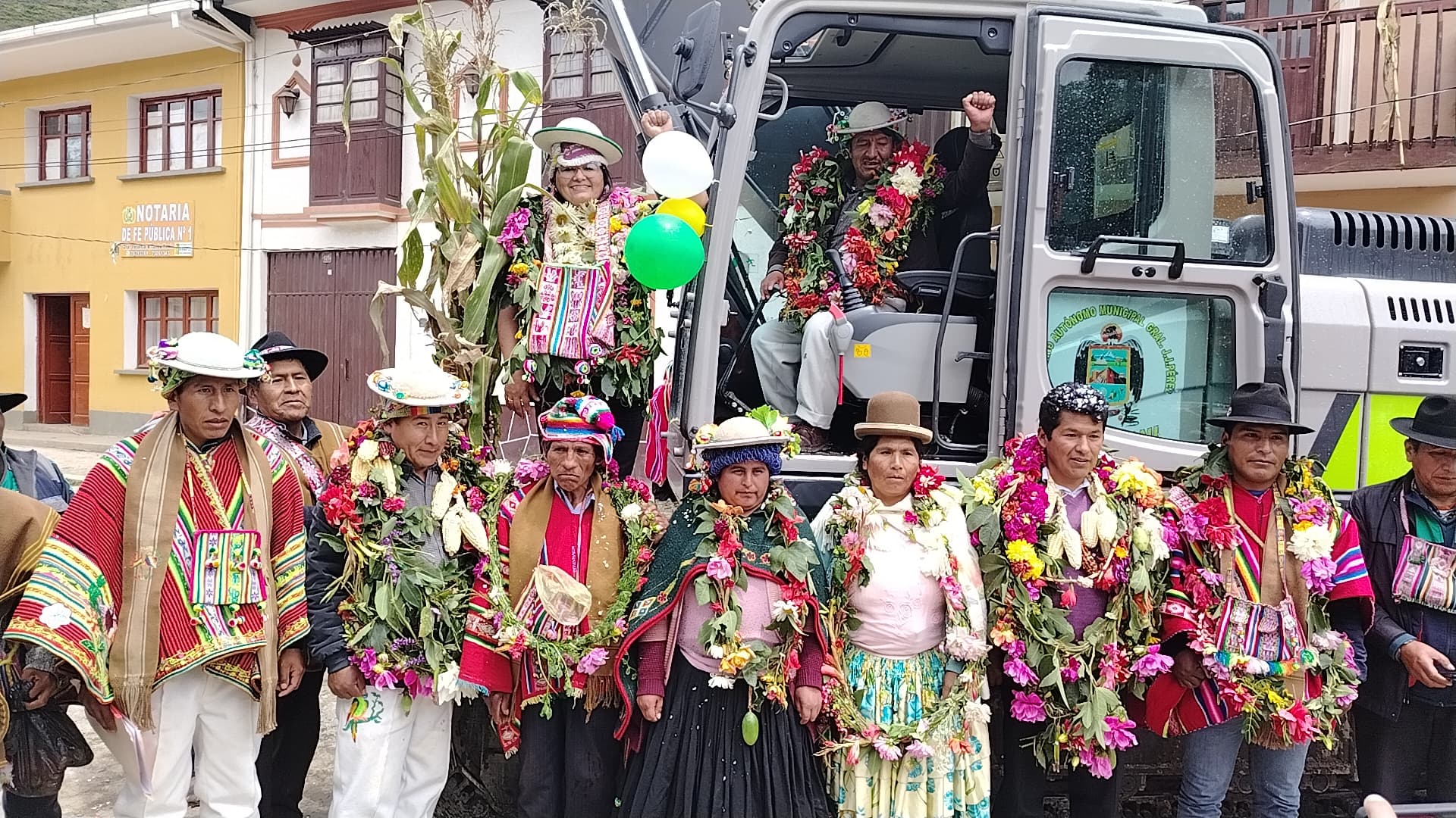 Entrega de maquinaria para mejorar los cultivos de trigo y papa en Charazani. Foto: FDI