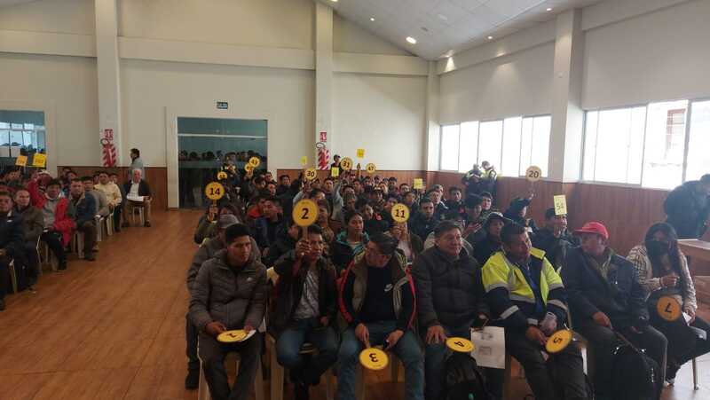 Dircabi recauda cerca de $us 2 millones en la subasta de motorizados en La Paz