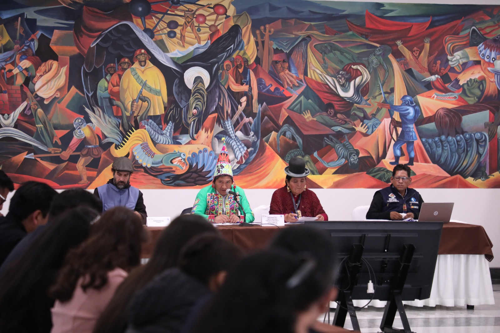 Sesión del Comité Nacional Contra el Racismo y Toda Forma de Discriminación en Casa Grande del Pueblo, La Paz. Foto: MCDyD