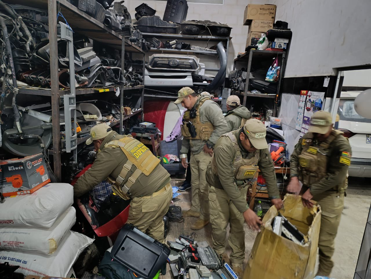 Policía recupera 109 cerebros electrónicos robados de vehículos, Gobierno pide al Legislativo aprobar ley para endurecer penas