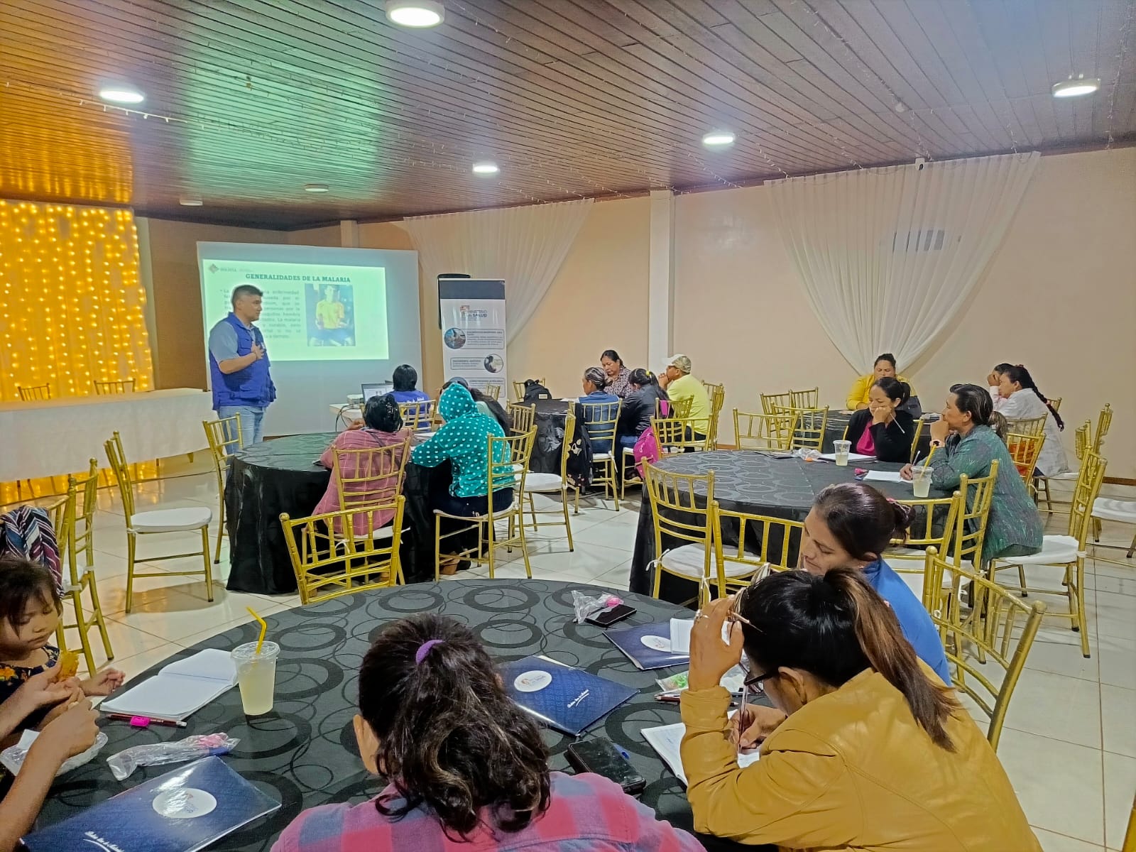 Capacitan a 29 colaboradores voluntarios contra la malaria en barrios periféricos y comunidades rurales de Riberalta