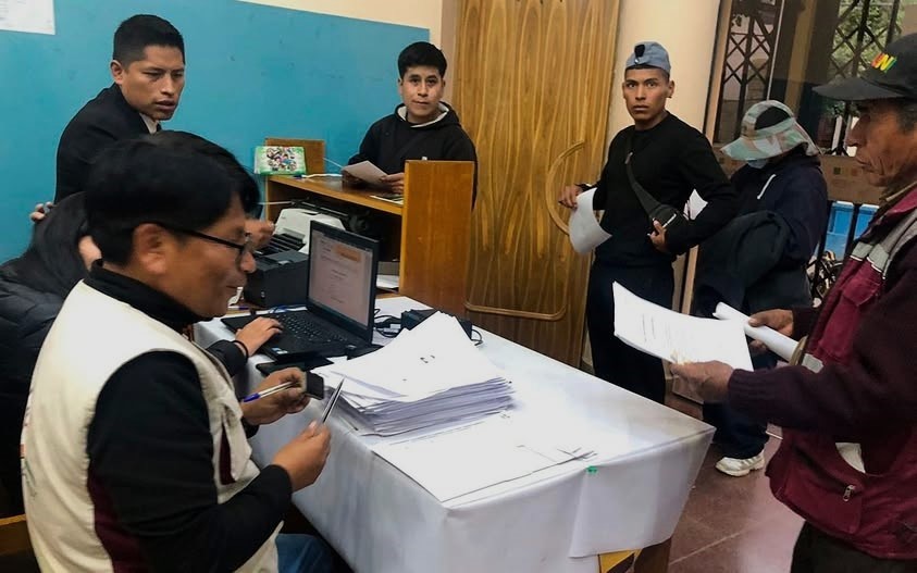 Los ciudadanos que aparecen como inhabilitados en la aplicación Yo Participo deben tramitar su habilitación