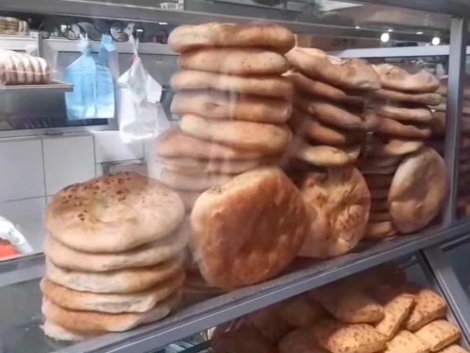 Venta de pan en la ciudad de Tarija. Captura: Play Noticias