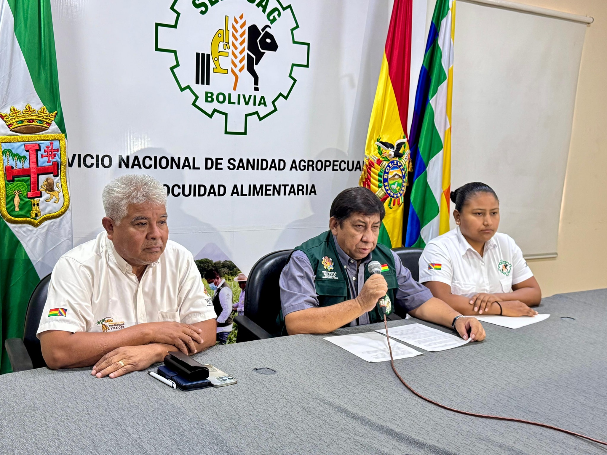 Director ejecutivo del Senasag, Miguel Quiroz, en conferencia de prensa por el Día Internacional de la Sanidad Vegetal. Foto: Senasag