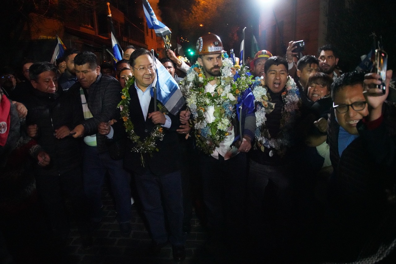 Masiva movilización inscribe al binomio del MAS Del Castillo – Milán para las elecciones, suman 9 los frentes en carrera y 1 espera un fallo 