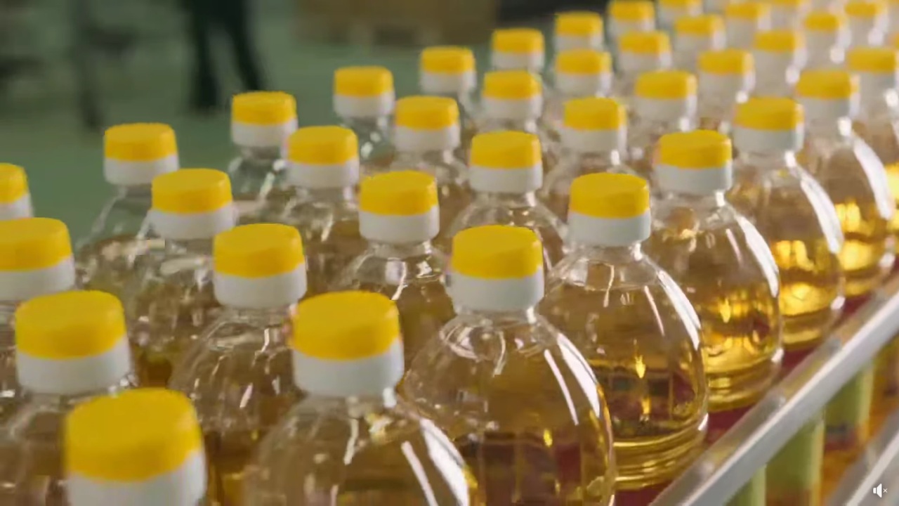 Venta de aceite refinado en Emapa se triplica por sobredemanda y anuncian regulación a la compra