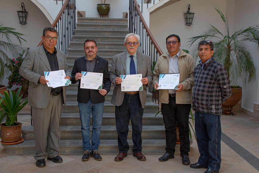 Reconocen labor de seis repositorios de la Fundación Cultural del BCB por el Bicentenario