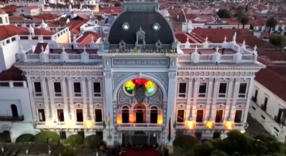 Gobierno entregó obras sociales, deportivas y productivas valuadas en Bs 103 millones en Chuquisaca