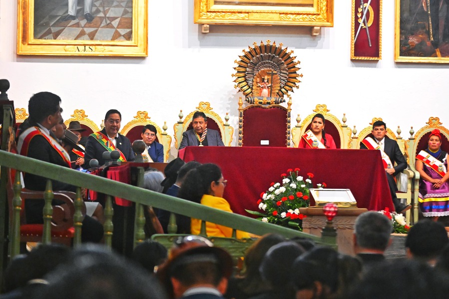 Gobierno concluye 25 proyectos de riego en Chuquisaca y anuncia inversión para presas resilientes