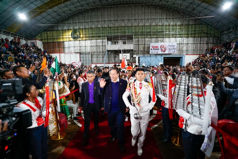 Arce destaca presencia de la Iglesia Metodista en Bolivia y entrega su personería jurídica