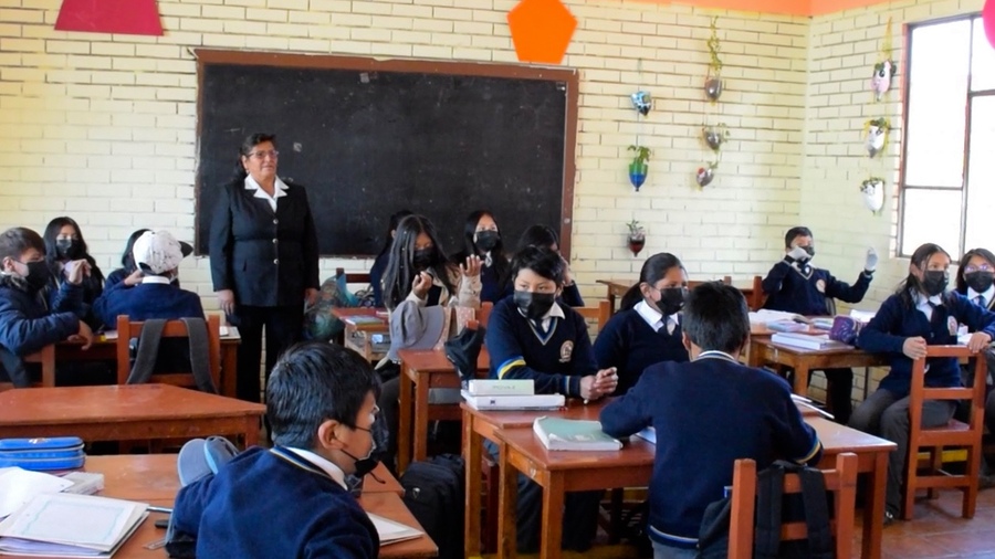 Los escolares no están obligados a llevar uniforme, deben usar ropa abrigada ante la ola de frío