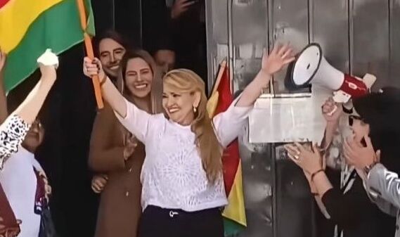 A casi cinco años de su encierro, Áñez recupera su libertad tras la anulación de su sentencia