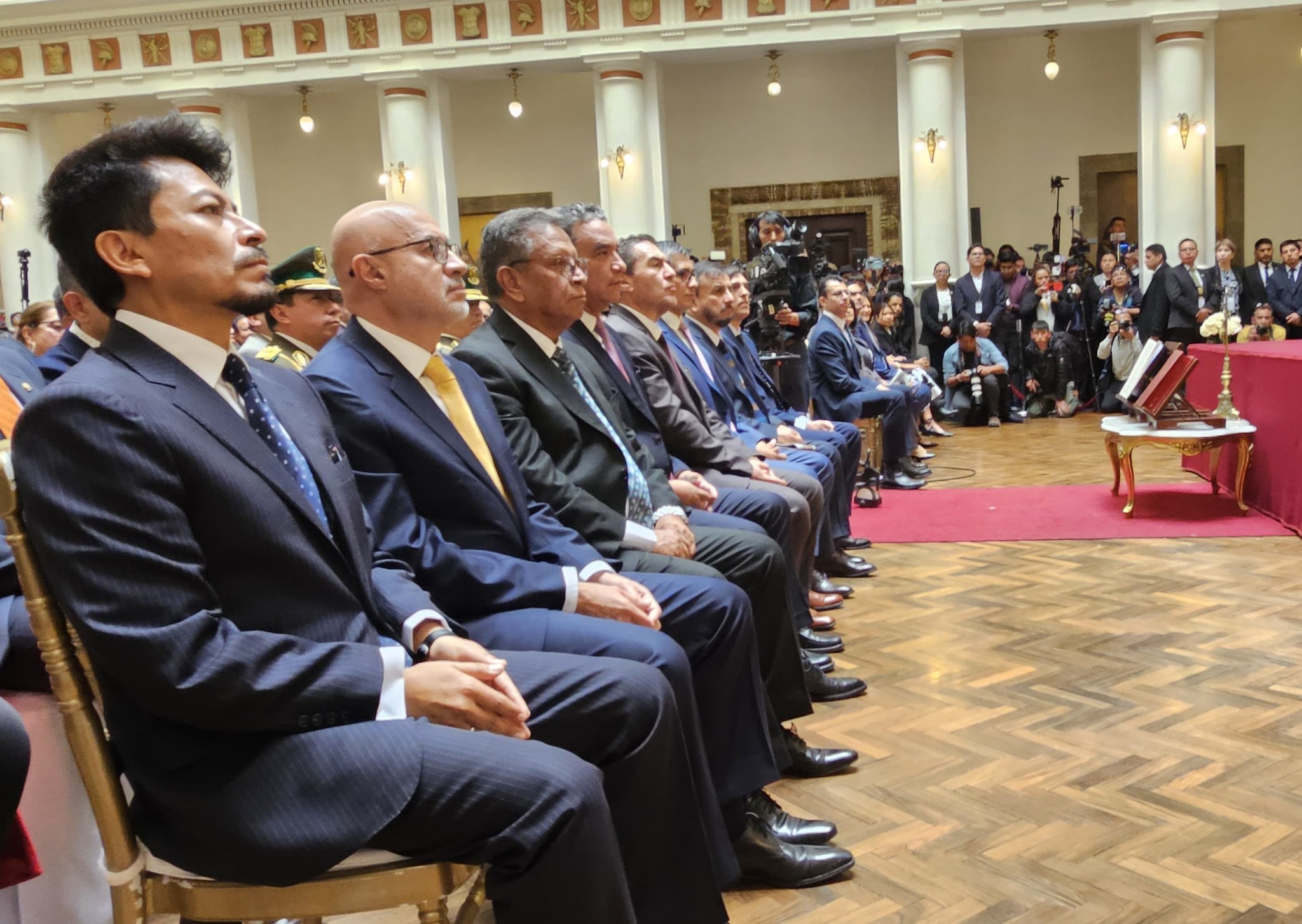 Paz nombra 14 ministros para 18 ministerios, con 4 interinatos que serán “absorbidos” en la reestructuración