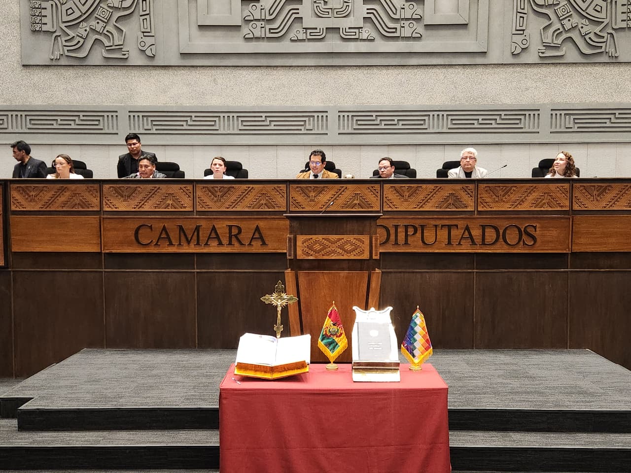 En el Legislativo fijan para esta semana la conformación de comisiones y comités