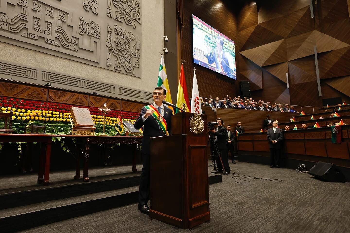 Bloomberg: Riesgo país de Bolivia cae a niveles no vistos desde 2023 ante expectativa por el gobierno de Paz