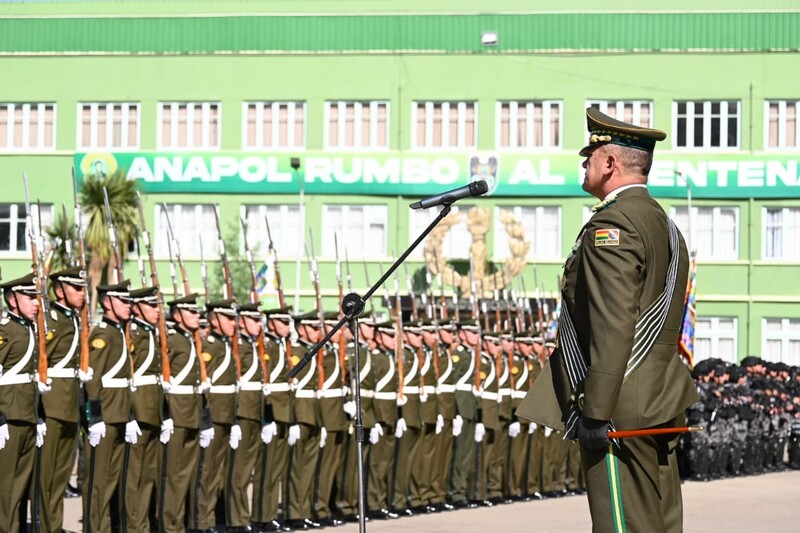 Lara anuncia cambio del Alto Mando de la Policía para luchar contra la corrupción