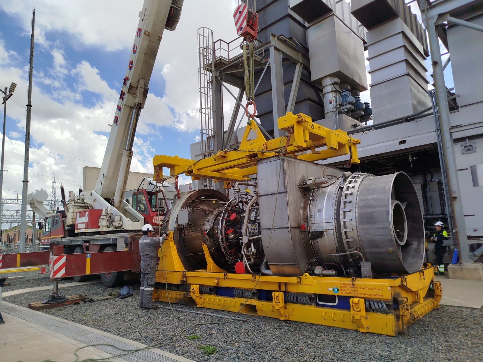 Turbina de Termoeléctrica El Alto parte rumbo a Canadá para su mantenimiento