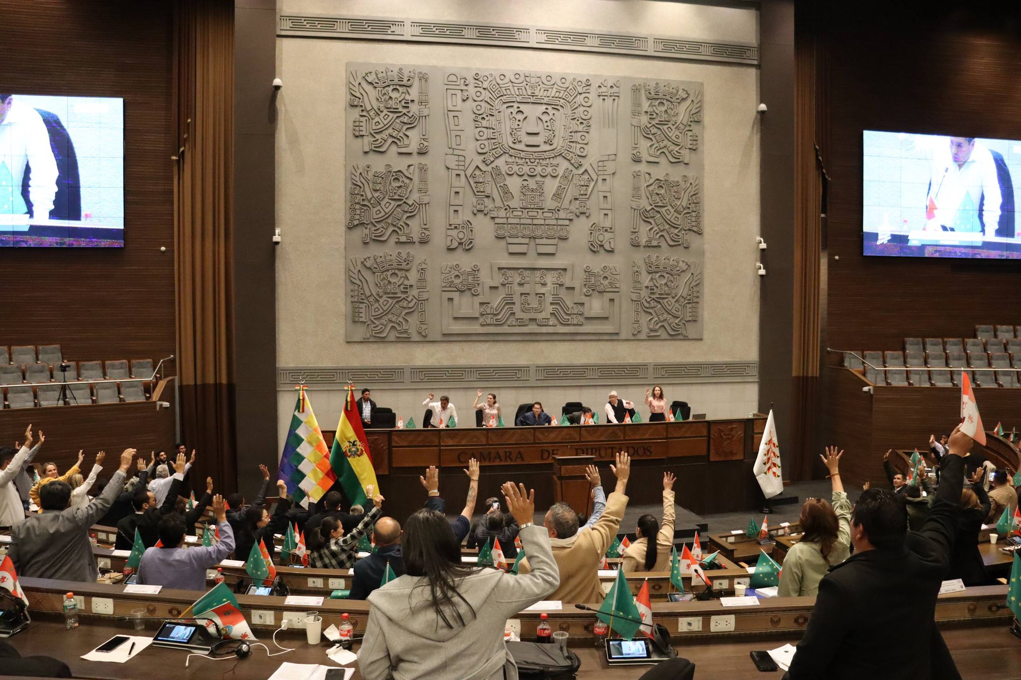 Tras la sanción de la ley para las subnacionales, el Gobierno destaca el retorno del debate y el consenso en el Legislativo