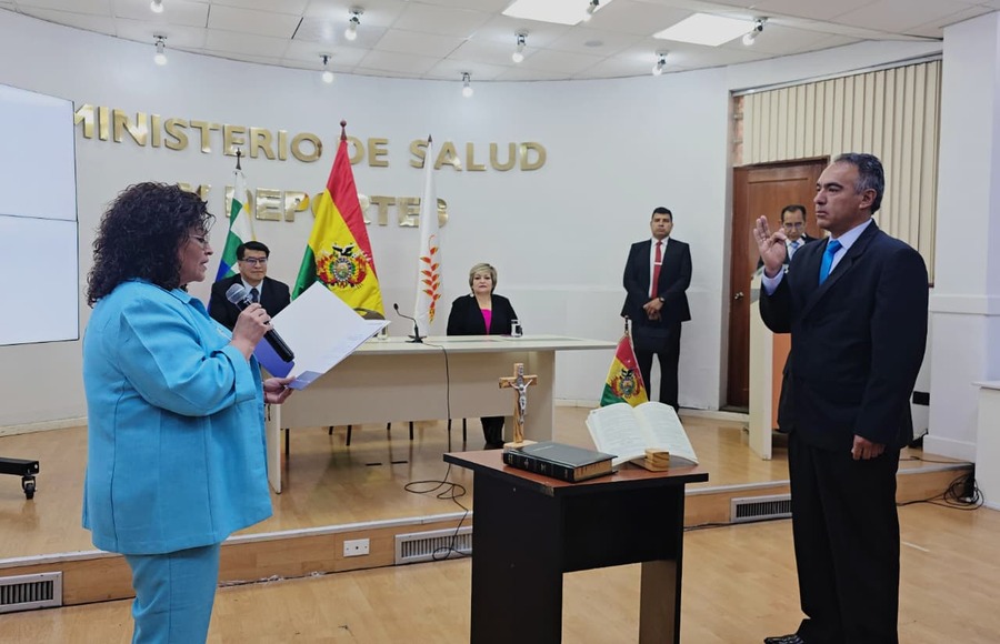 Posesionan a Roberto Bustamante como viceministro de Deportes con el reto de que La Paz sea sede de los Juegos Bolivarianos
