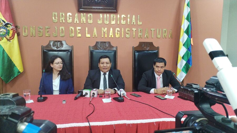 Magistratura anuncia investigación nacional tras desarticulación de red de falsificación de documentos en Oruro