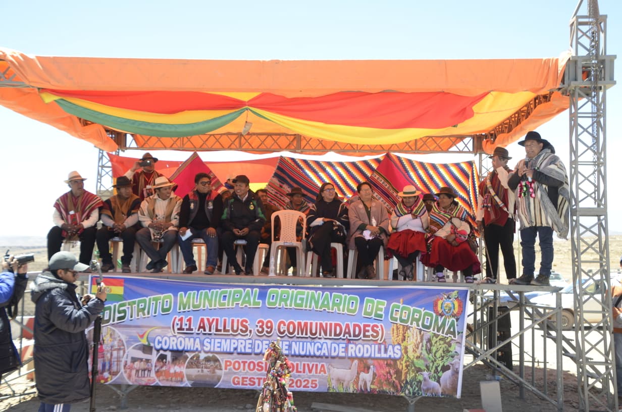 En región indígena de Potosí inauguran estación de servicio de carburantes