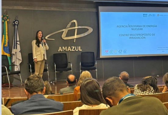 Bolivia expone en Brasil su experiencia en el uso de irradiación en alimentos, mejora genética de alimentos y contra enfermedades