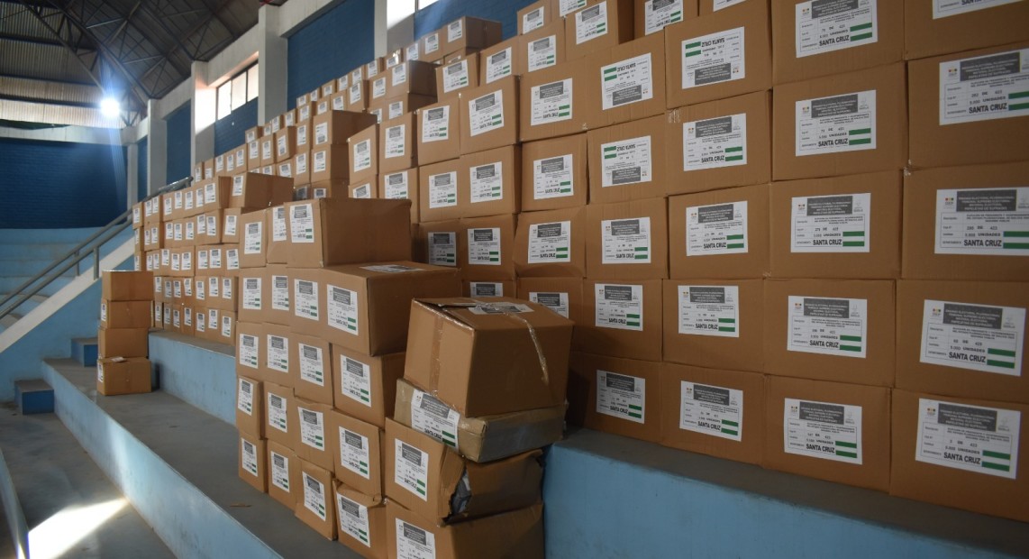 Material electoral para el balotaje. Foto TSE