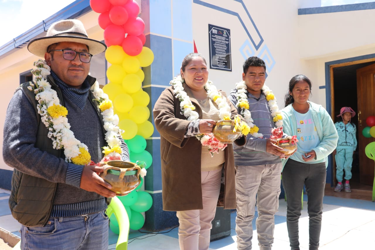 En Choquecota entregan 70 viviendas sociales con una inversión de más de Bs 4,3 millones