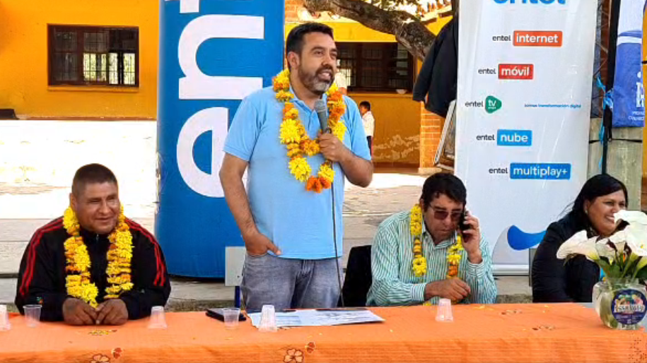 Gobierno entrega Radio Base de Entel y Vivienda Especial en el municipio tarijeño de Uriondo