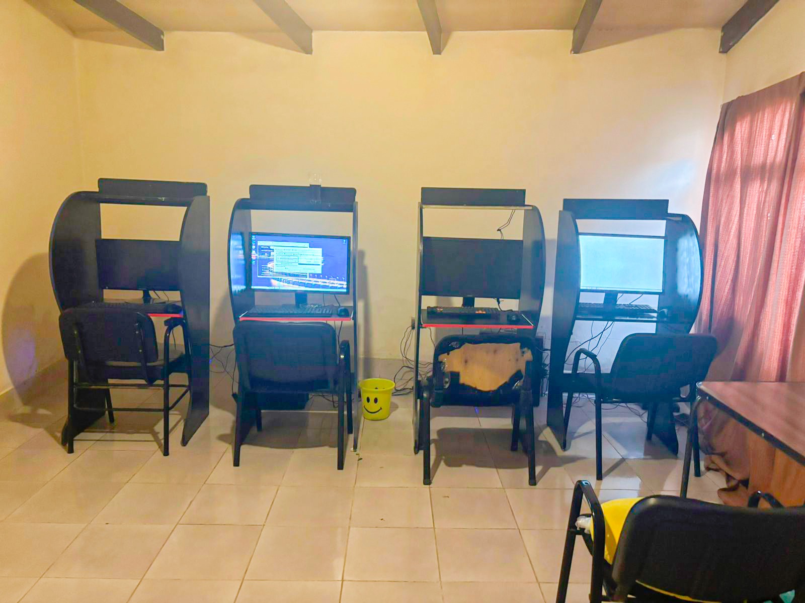 En Bolivia fueron intervenidos 71 sitios de juego ilegal