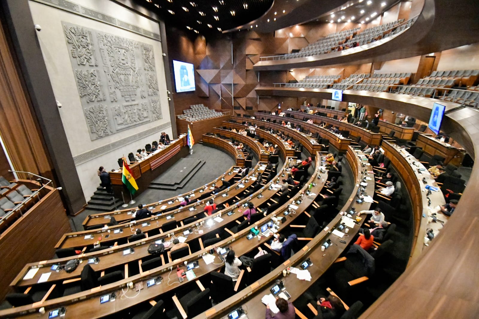 Choquehuanca declara cuarto intermedio en sesión del Legislativo de designación del nuevo Contralor del Estado