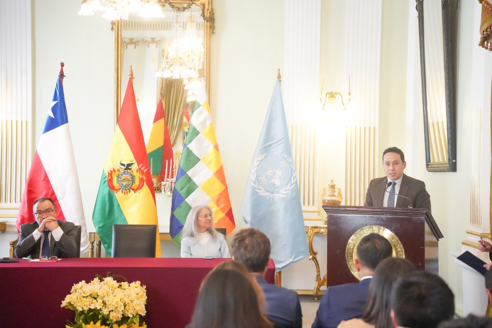 Bolivia y Chile fortalecen cooperación en atención a mujeres en movilidad humana con apoyo de Naciones Unidas