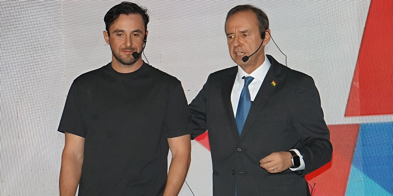 Quiroga reconoce victoria del PDC y felicita a Rodrigo Paz