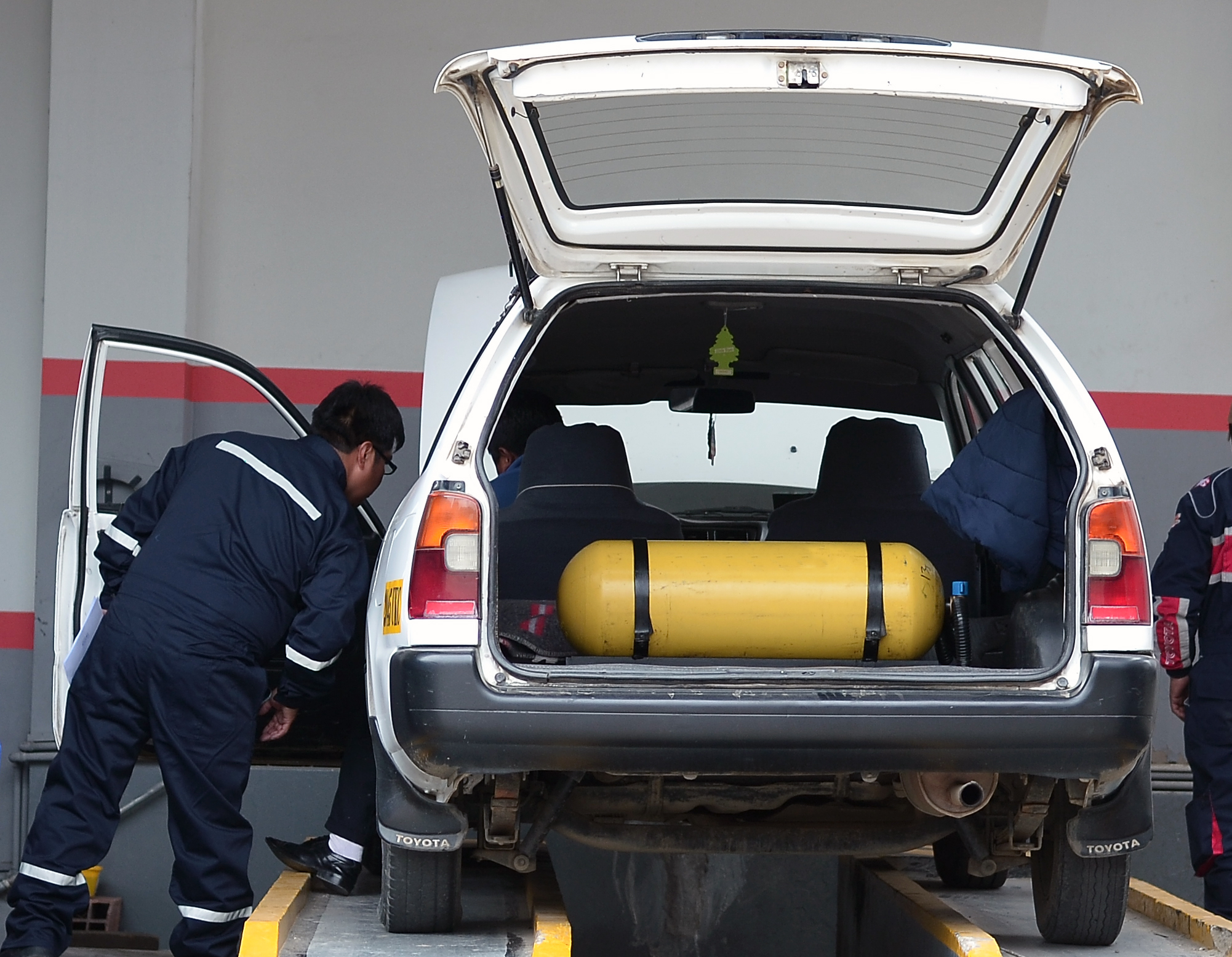 En Bolivia se tiene más de 242 mil vehículos convertidos a GNV