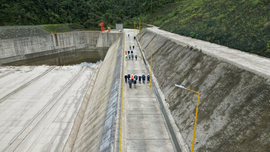 ENDE recibe las obras de túneles y viales del Proyecto Hidroeléctrico Ivirizu, que emplearon a más de 900 personas