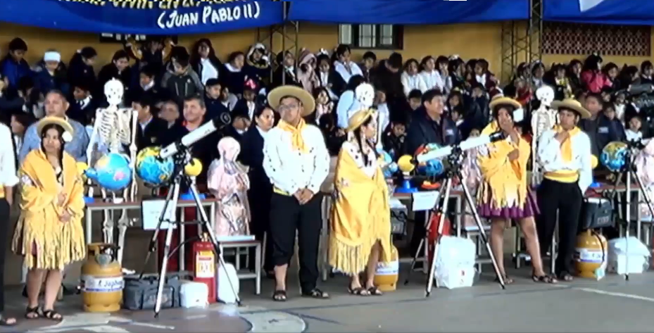 Educación entrega 14 kits de laboratorio y 30 cámaras de seguridad para unidades educativas de Tarija