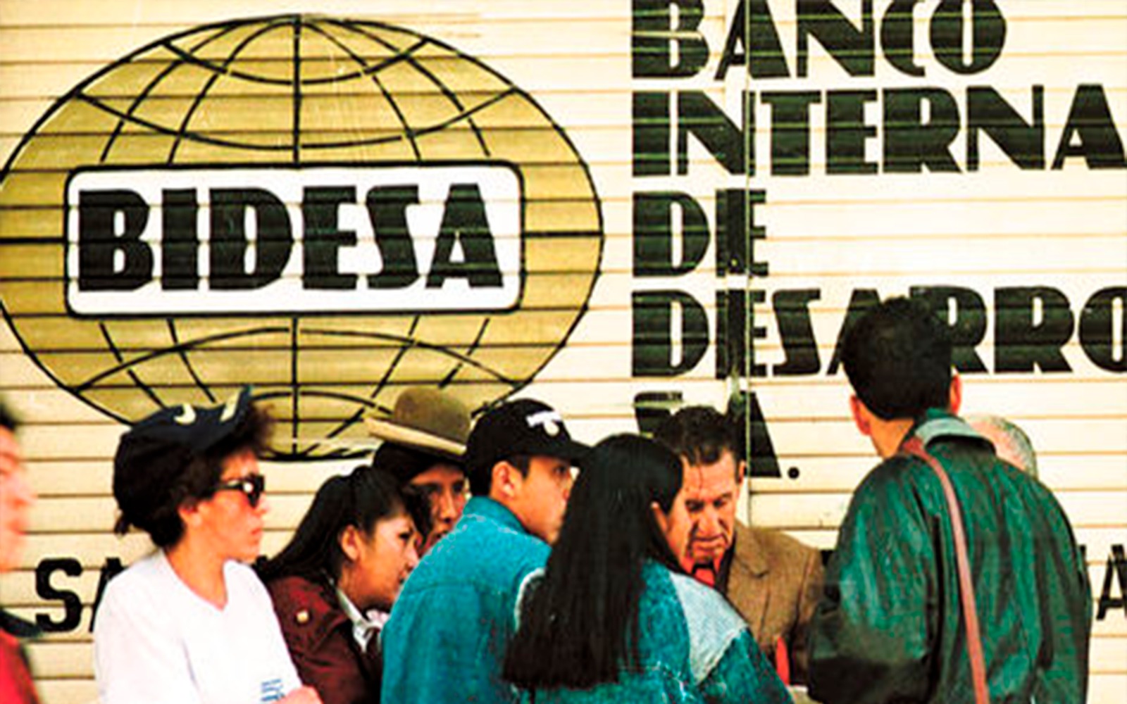 Tras 28 años, condenan a ocho exfuncionarios del exFonvis y del exbanco Bidesa