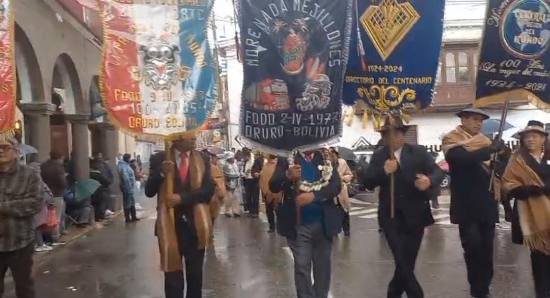 Oruro celebra el Día Nacional de la Morenada con demostración cultural de las fraternidades del Carnaval