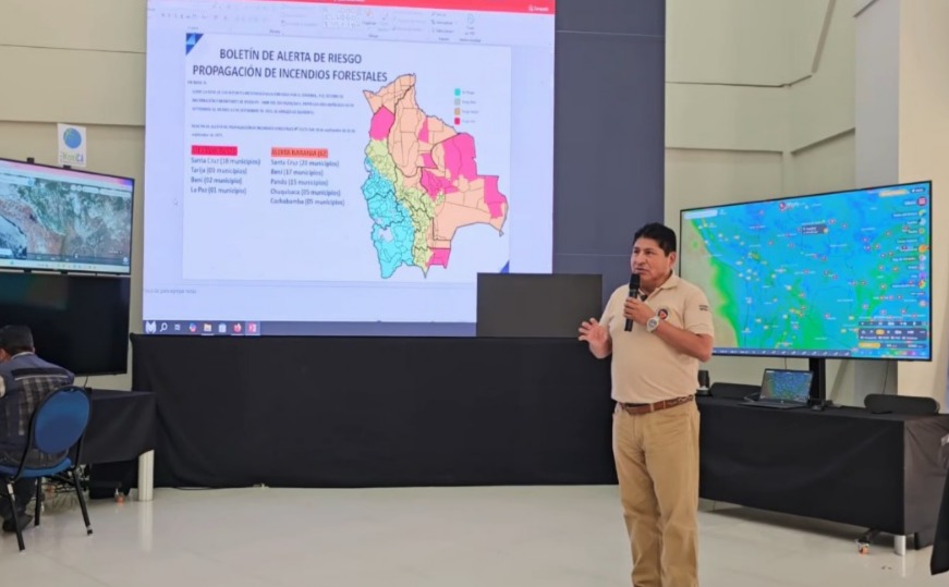 Bolivia mantiene alerta Roja por riesgo de propagación de incendios en 24 municipios