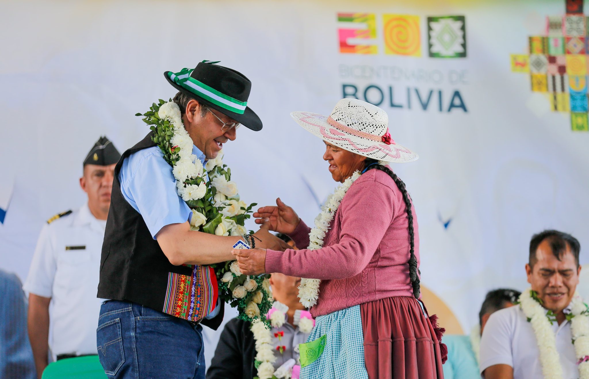 Punata recibe paquete de obras por más de Bs 15 millones, Arce afirma que no es una gastadera