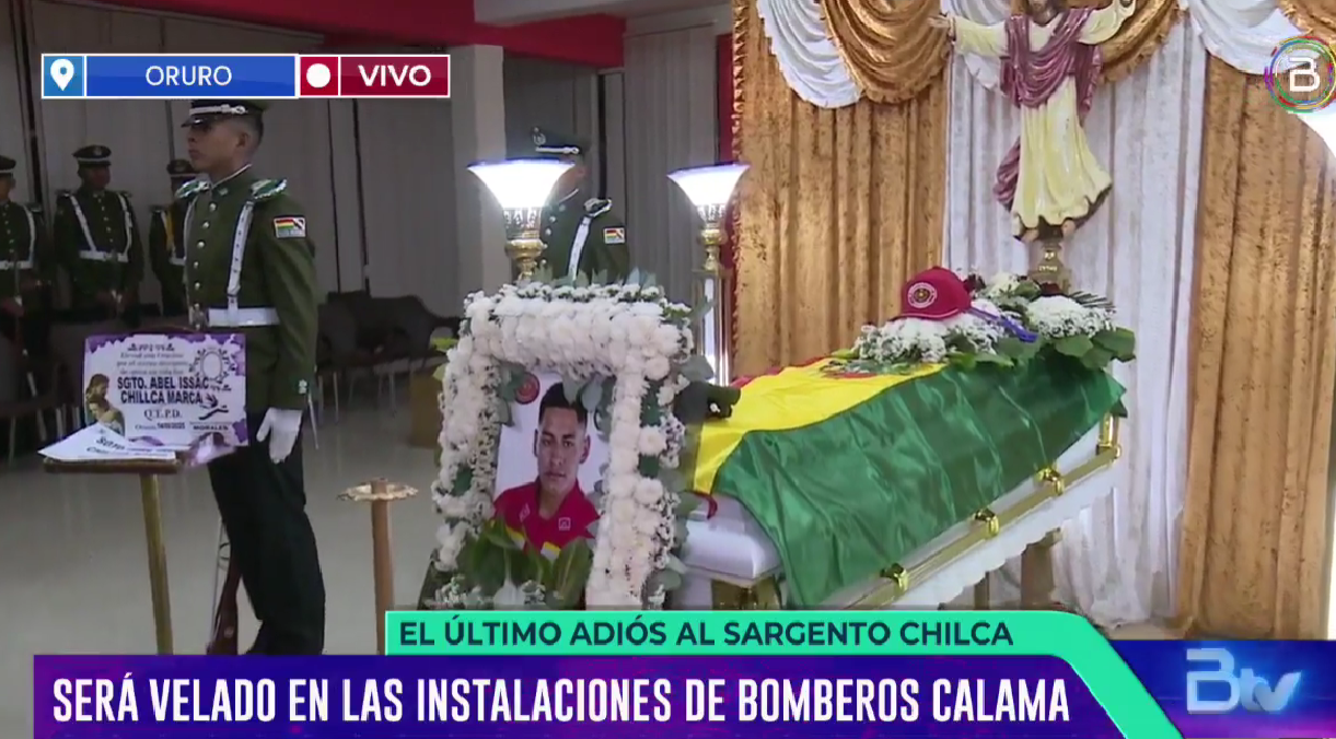 Con honores despiden al sargento Chilca en Santa Cruz, murió debido a las heridas provocadas por una explosión cuando sofocaba un incendio 