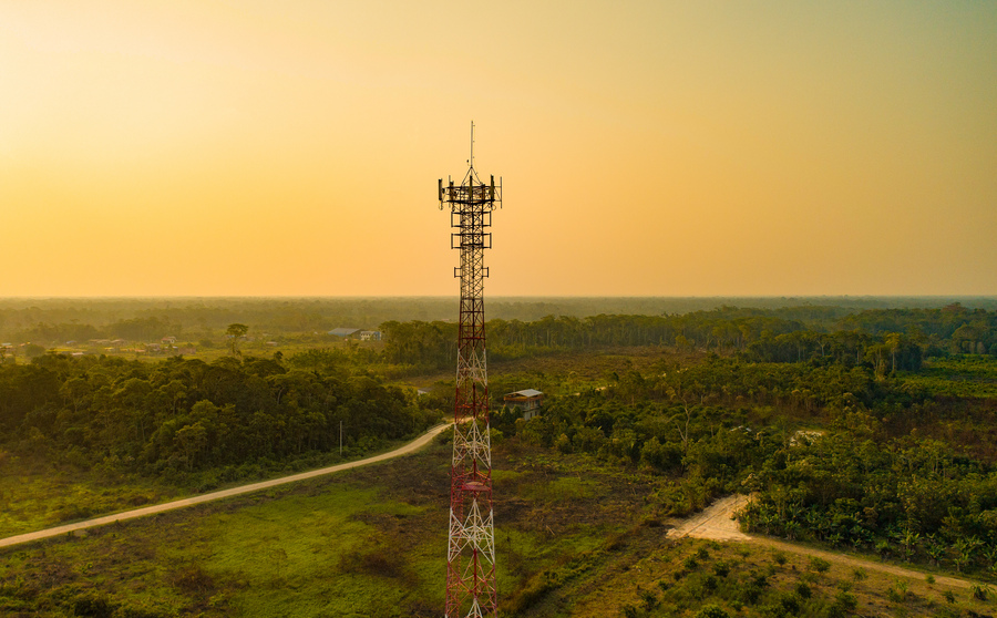 Entel fortalece la conectividad en Cochabamba con 10 nuevas Radio Bases