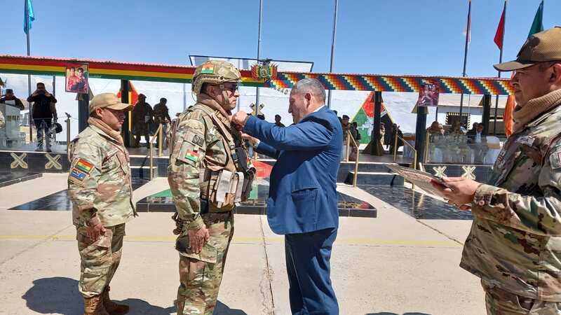 Reconocen a más de 400 militares que combatieron el contrabando en fronteras