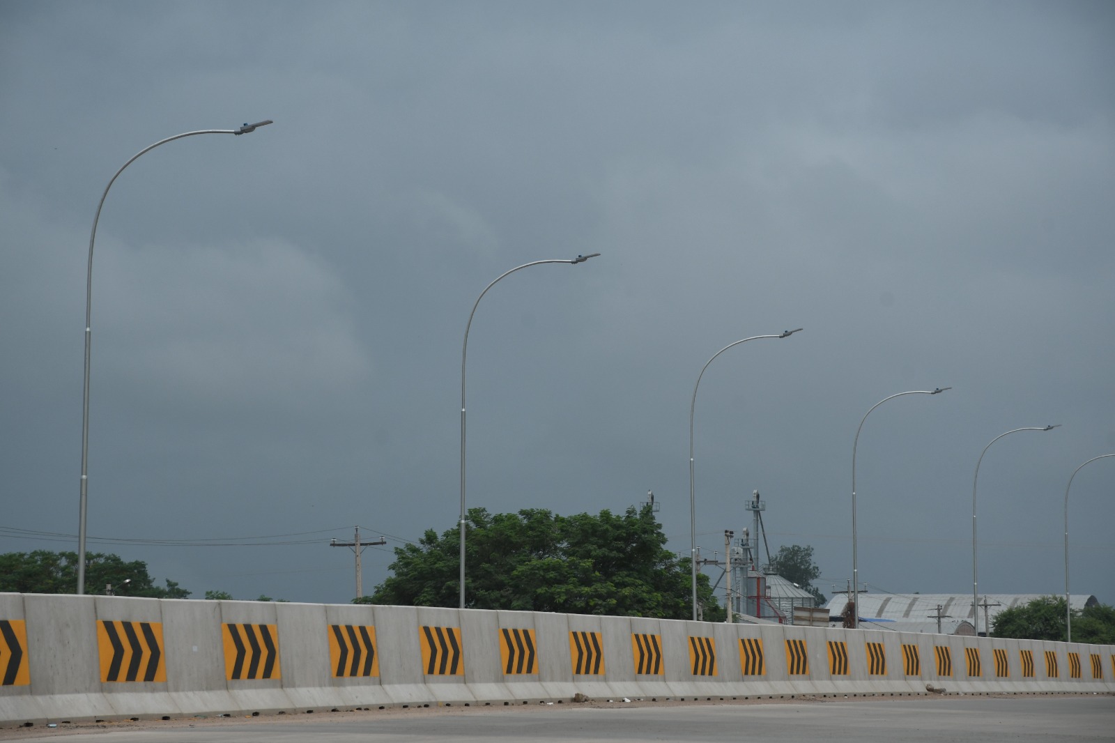 Sistema eléctrico robado en la doble vía Yacuiba - Campo Pajoso será repuesto en octubre