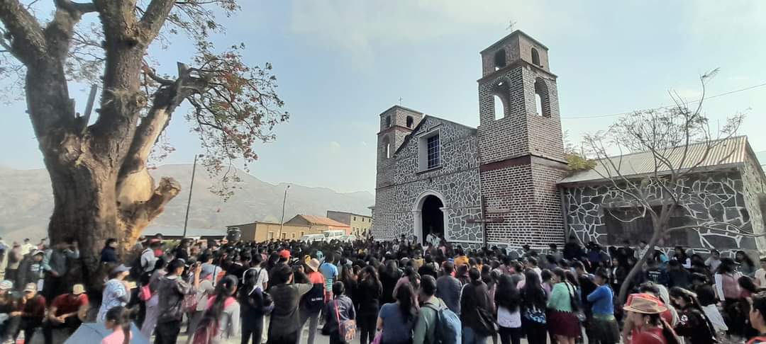 Peregrinación hacia el Santuario del Señor de Quisquira de Santa Elena, Patrono de Villa Charcas. Foto RRSS