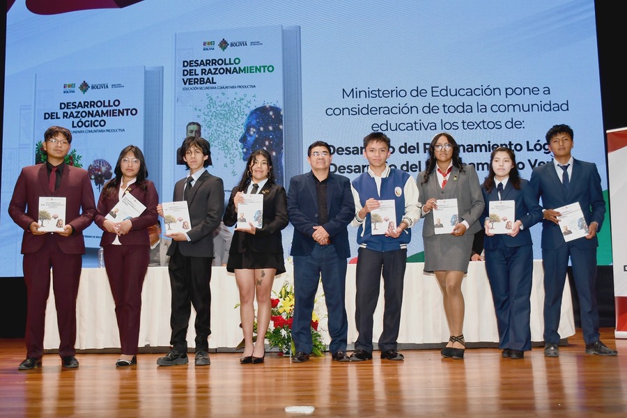 Maestros cuentan con textos de desarrollo del razonamiento verbal y lógico para fortalecer educación en Secundaria