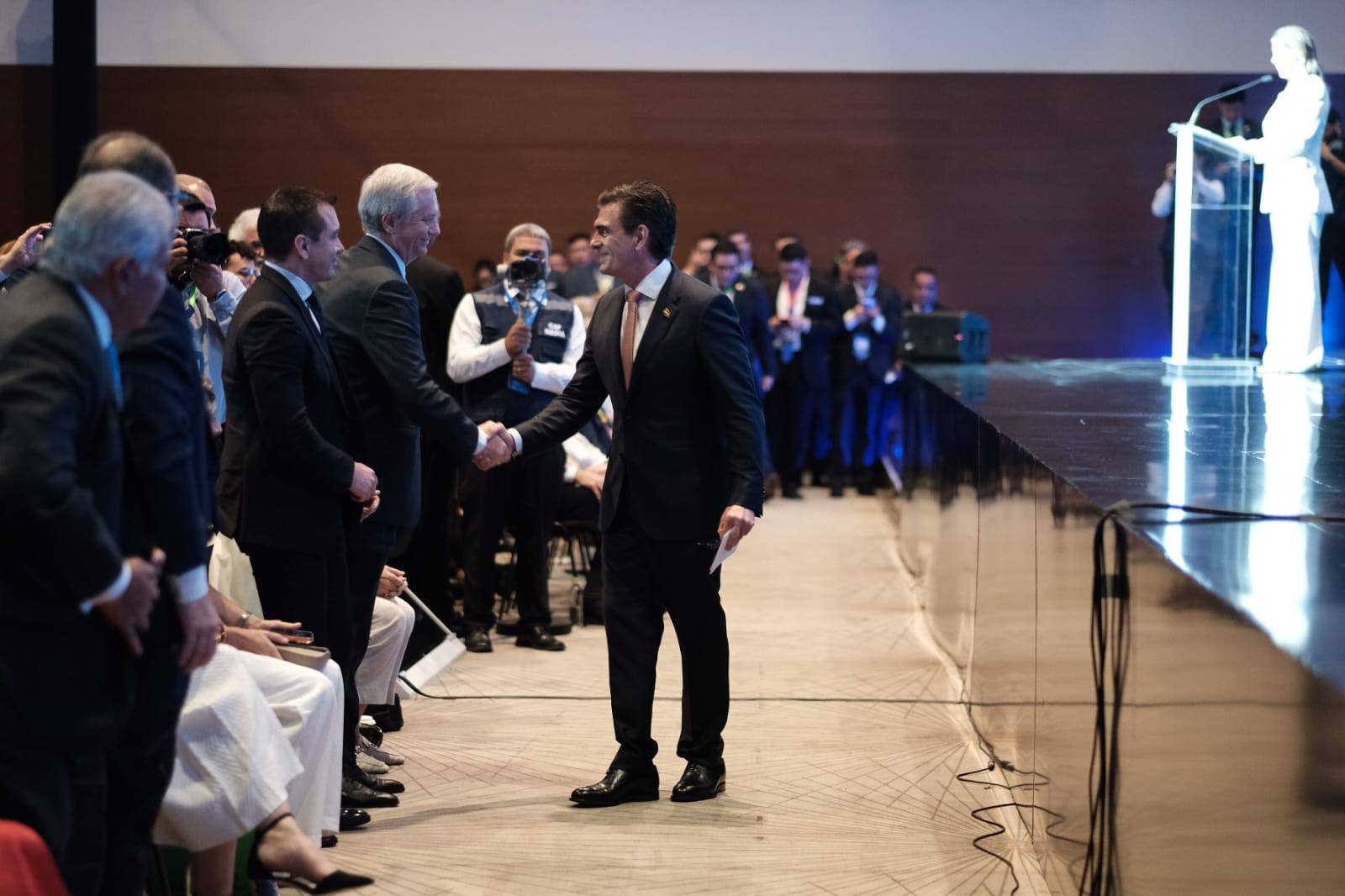 Paz anuncia un nuevo momento en las relaciones diplomáticas con Chile 