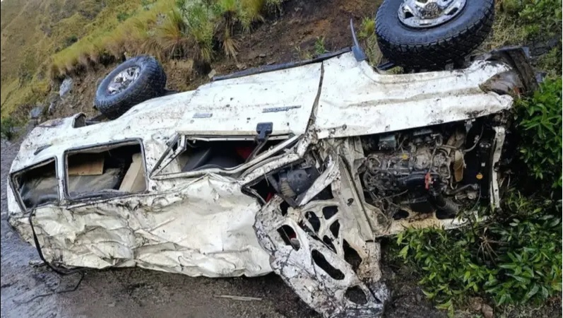 Dos personas mueren en un accidente en el norte de La Paz